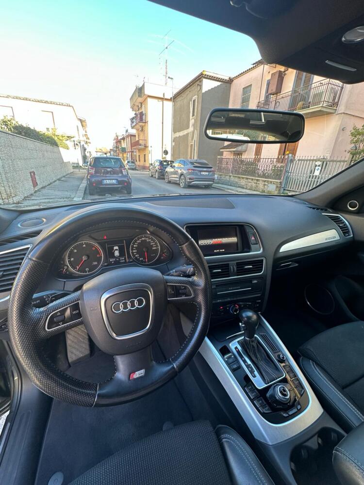 Audi Q5 2.0 Tdi S-Line  