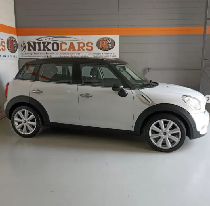 Mini Cooper Coutryman D  